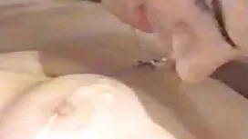 Tyttö kadulla, fiksu ...