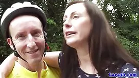 Seksiä aamulla tytön ...