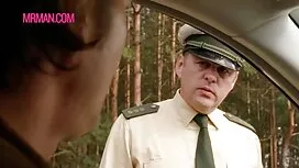 Hänen kaksi tytärtä  ...