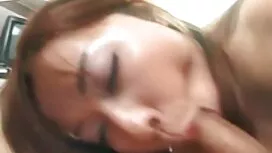 Eva avaa pillunsa ja ...