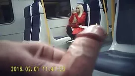 Yksi mies, kaksi leh ...