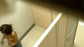Söpö tyttö ja ilmain ...